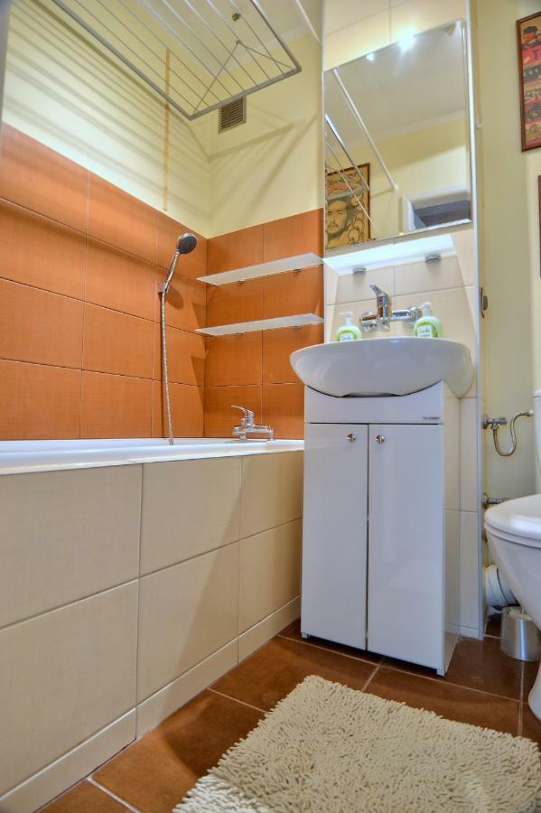 Sloneczny Apartament Grzybowska Warsaw Ngoại thất bức ảnh