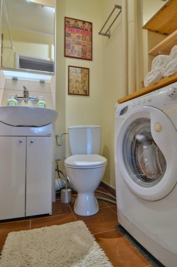 Sloneczny Apartament Grzybowska Warsaw Ngoại thất bức ảnh